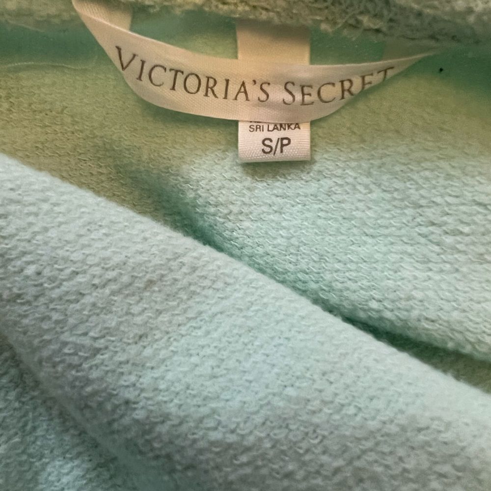VICTORIAS SECRET Mint Sequin Front Wide Neck Fleece Lined Long Sleeve Pullover S - Picture 7 of 7